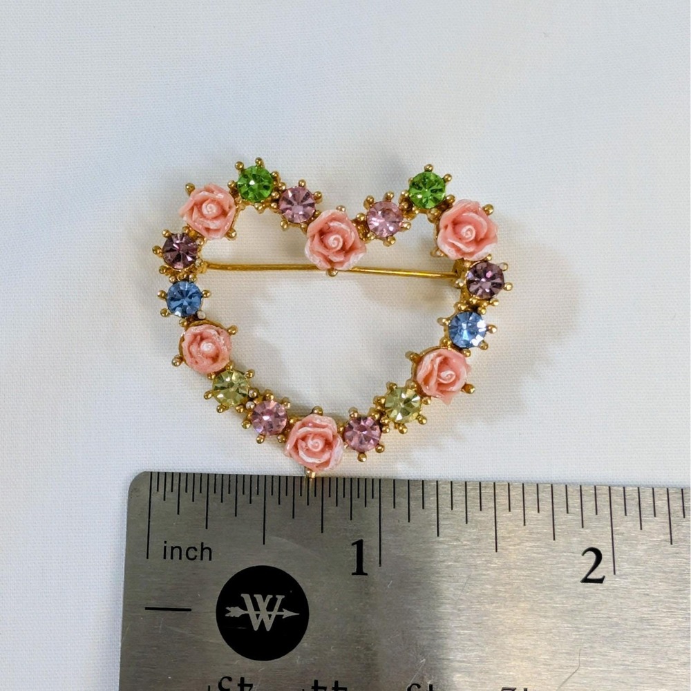 Vintage Avon Coquette Style Rose And Pastel Crystal Heart Brooch Pin 1.5" - Picture 6 of 7